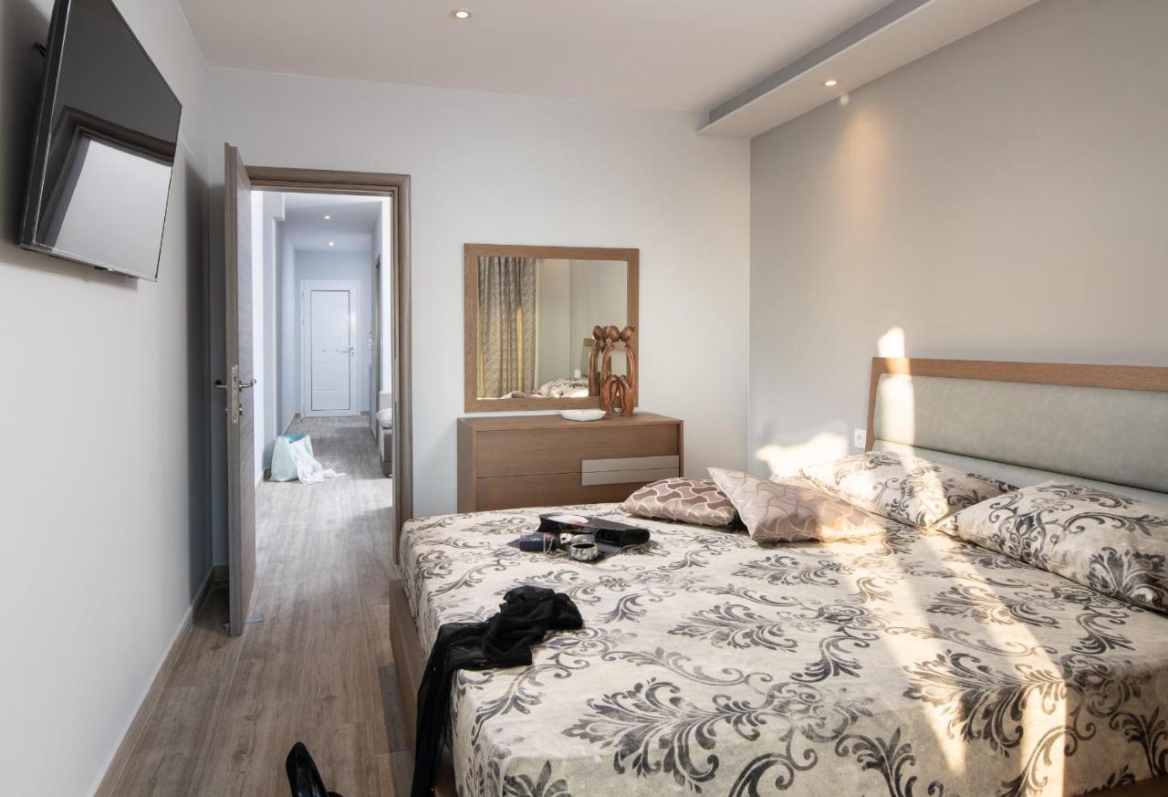 Sunset Studios - Suites With Seaview & Back Side Apartements Torone Exterior foto